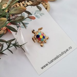 Alternative view of Martisor broscuta cu strasuri