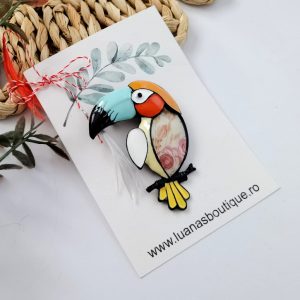 Alternative view of Martisor tucan galben - brosa si pandantiv