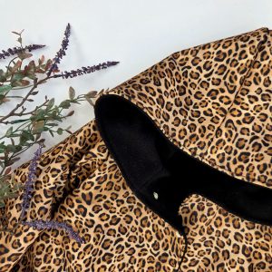 Alternative view of Jacheta impermeabila animal print